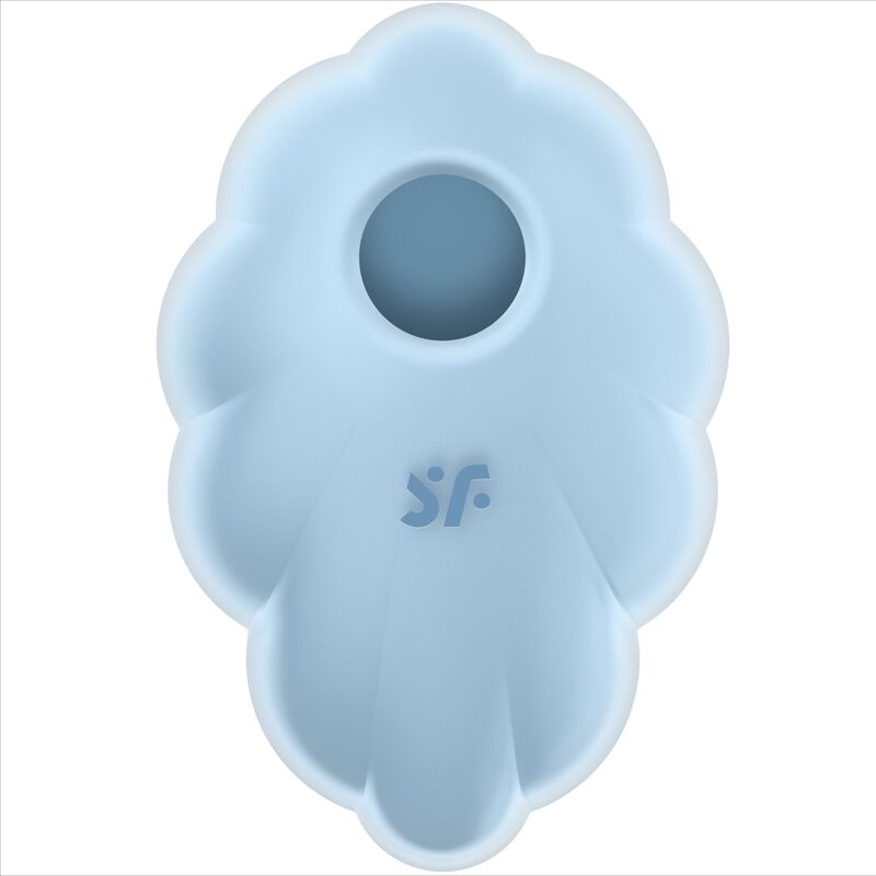 Vue de face du Satisfyer Cloud Dancer bleu glace, large embout d'aspiration clitoridien en silicone nervure, air pulse touch-free, logo SF.