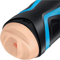Masturbateur masculin Satisfyer ouvert sur sa gaine en Cyberskin couleur chair a l'entree texturee, coque noire et bleue avec regulateur de pression interne reglable.