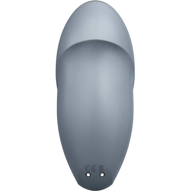 Vibromasseur Tap & Climax 1 gris vu de dos, coque lisse galbée sans commandes apparentes. Stimulateur clitoridien à poser Satisfyer en silicone, étanche.
