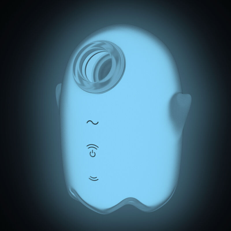 Vibromasseur Air Pulse Satisfyer luisant en bleu phosphorescent dans le noir, embout d'aspiration visible. Démonstration glow-in-the-dark du stimulateur clito.