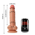 Gode realiste Jude en silicone souple compare a une canette, cotes 3,2 cm de diametre et 13,4 cm inserables, gland et testicules moules sur large ventouse pour usage mains libres.
