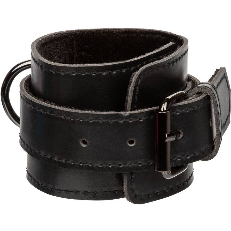 Manchettes Euphoria en cuir vegan noir empilees, boucles reglables et anneaux D pivotants, manchettes de contention du kit hog tie BDSM pour poignets ou chevilles.
