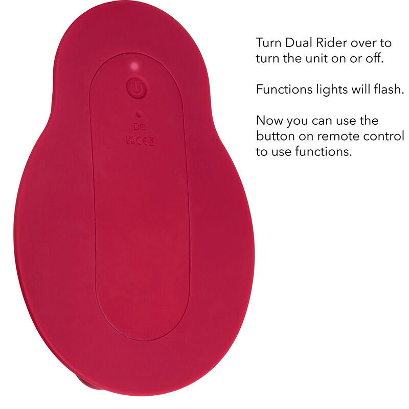 Dessous du Rider Massager avec bouton marche/arrêt et voyant lumineux, instructions imprimées pour l'allumage et l'usage de la télécommande.