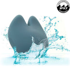 Stimulateur Mod Curve bleu dans une éclaboussure d'eau, badge Waterproof IPX7 Submersible.
