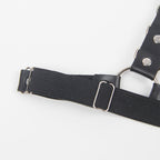 Harnais ceinture et jarretières en cuir — détail base ventouse
