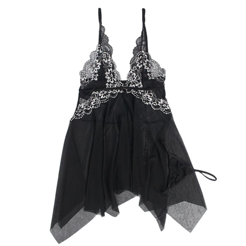 Babydoll Subblime presente a plat sur fond blanc, bonnets en dentelle brodee argent et longue jupe en tulle noir asymetrique.