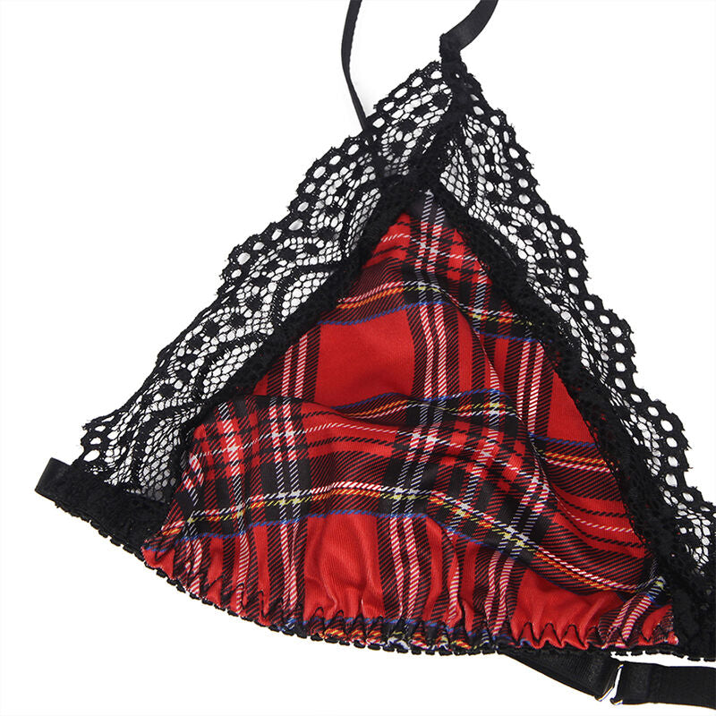 Bralette triangle à carreaux rouges bordée de dentelle noire de l'ensemble écolière Subblime présentée seule de face, détail de la lingerie coquine