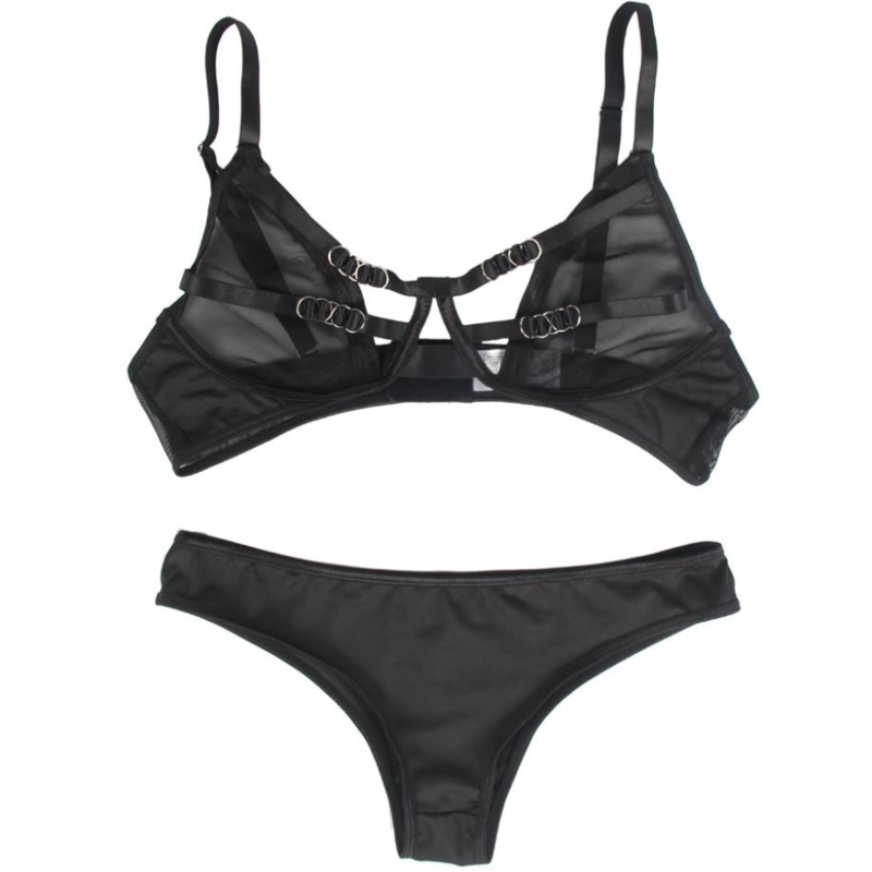 Ensemble Subblime deux pieces a plat, soutien-gorge resille noir a anneaux decoratifs et culotte assortie, sur fond blanc epure.