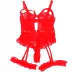 Teddy rouge en dentelle avec jarretières et anneaux — packaging fournisseur