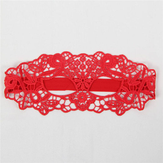 Masque dentelle rouge