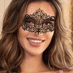Masque en dentelle noire modèle 1