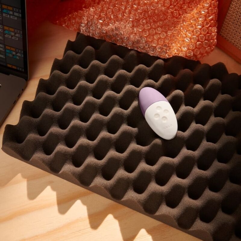 Stimulateur clitoridien activé par le son 8 modes — détail texture surface