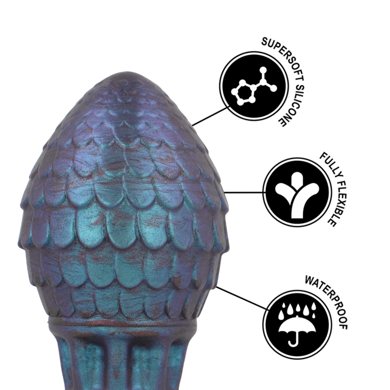 Gros plan sur les ecailles irisees du plug œuf de dragon, pictogrammes silicone supersoft, fully flexible et waterproof, relief facon coquille bien detaille.