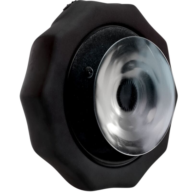 Minuteur étanche Bathmate vu de trois quarts dos, ventouse transparente apparente sur le boîtier noir, voyant vert visible, pour pompe à pénis en bain ou douche.