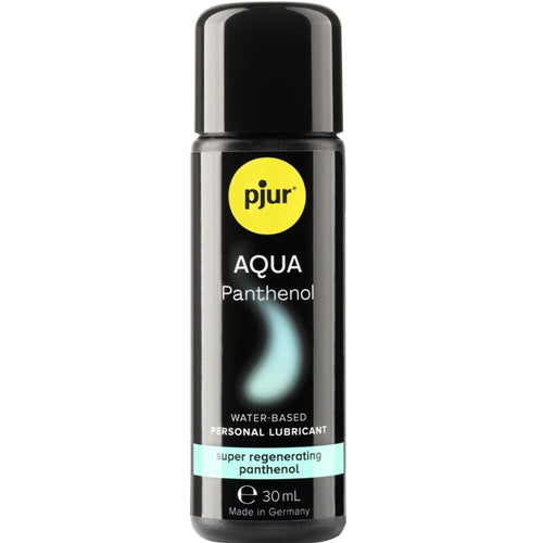 Flacon noir Pjur Aqua Panthenol 30 ml de face, lubrifiant base eau au panthenol regenerant, glisse longue duree sensation de peau douce, compatible preservatifs.