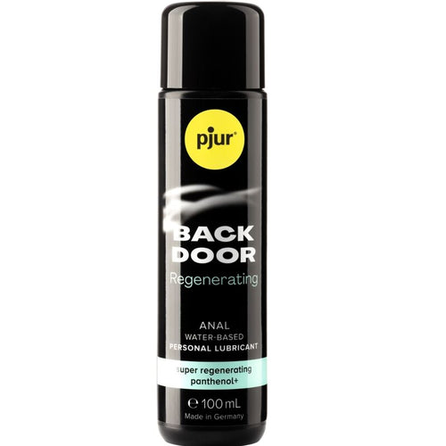 Flacon noir Pjur Back Door Regenerating 100 ml de face, lubrifiant anal base eau au panthenol regenerant, glisse longue duree apaisante, compatible preservatifs.