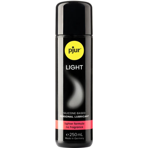 Flacon noir Pjur Light 250 ml de face, lubrifiant base silicone leger texture fluide, glisse durable inodore sans gout, grand format fabrique en Allemagne.