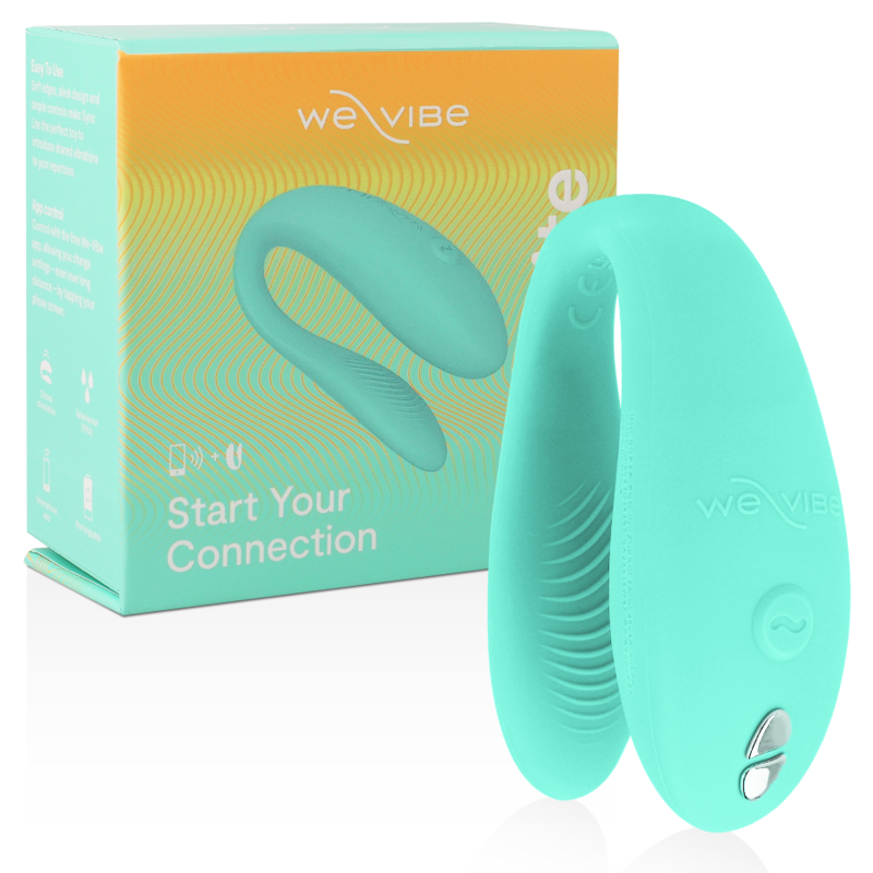 Boîte turquoise We-Vibe Sync à côté du vibromasseur couple en U en silicone vert turquoise, vue trois-quarts montrant les deux branches souples à porter pendant l'amour.