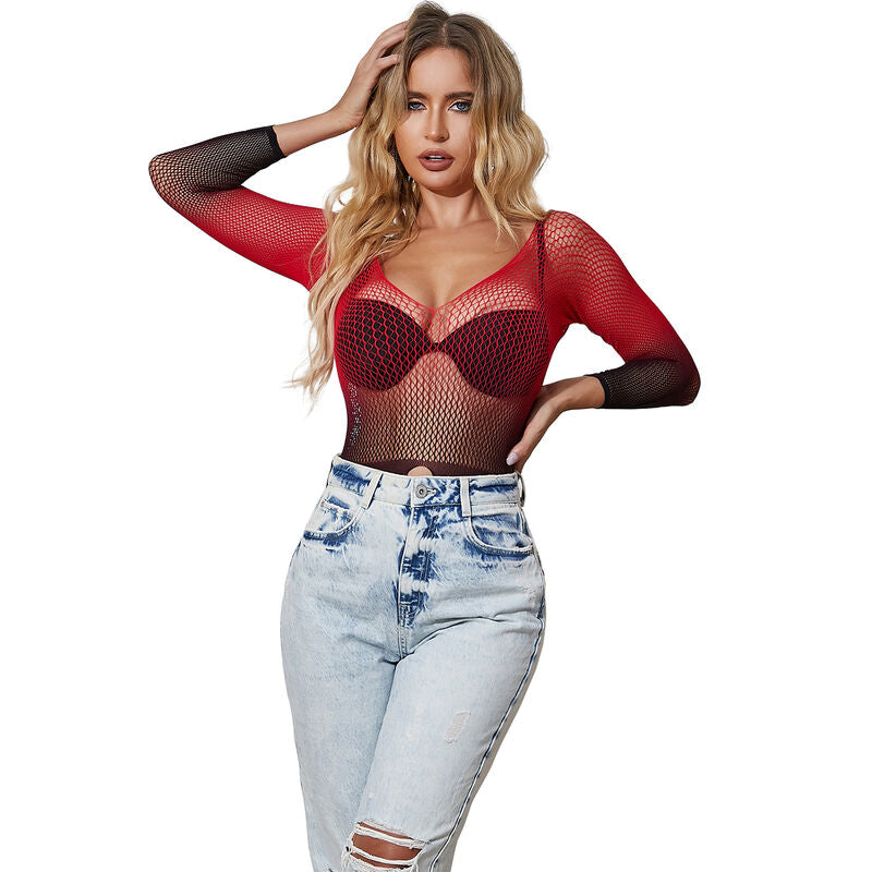 Mannequin en body resille degrade rouge-noir Subblime sur jean, manches longues a maille fine, transparence laissant deviner la poitrine.