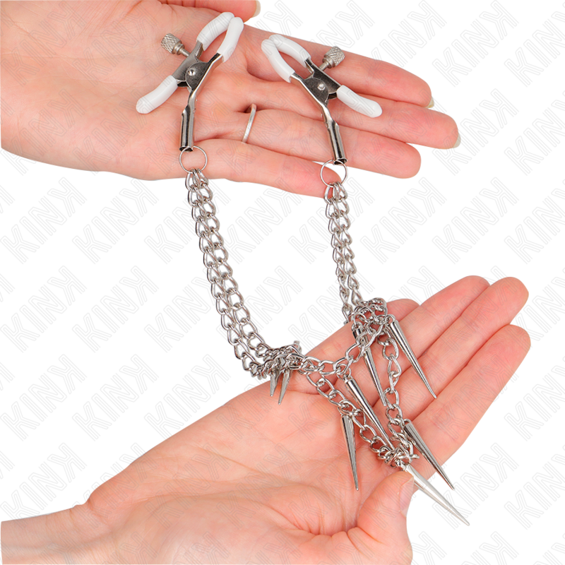 Pinces à tétons avec chaîne à pointes — détail produit