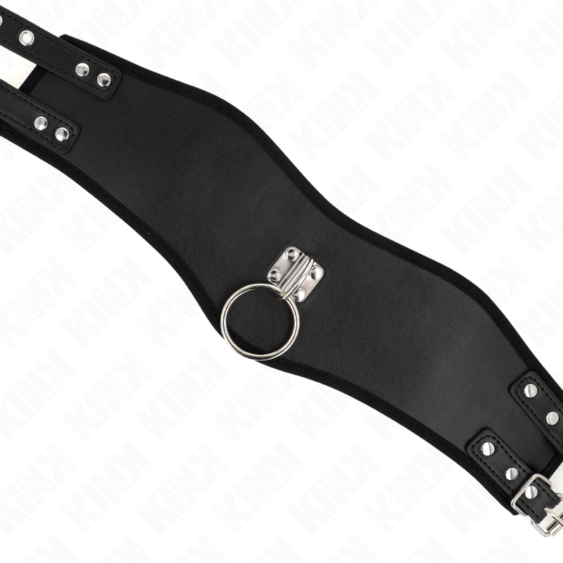 Collier large avec laisse réglable — détail texture surface