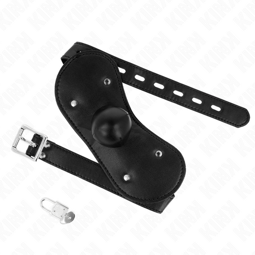 Baillon boule KINK et sa sangle en cuir poses a cote du petit cadenas a cle verrouillable, vue d'ensemble du systeme de fermeture securisee pour le bondage.