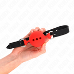 Bâillon boule en silicone rouge — détail produit