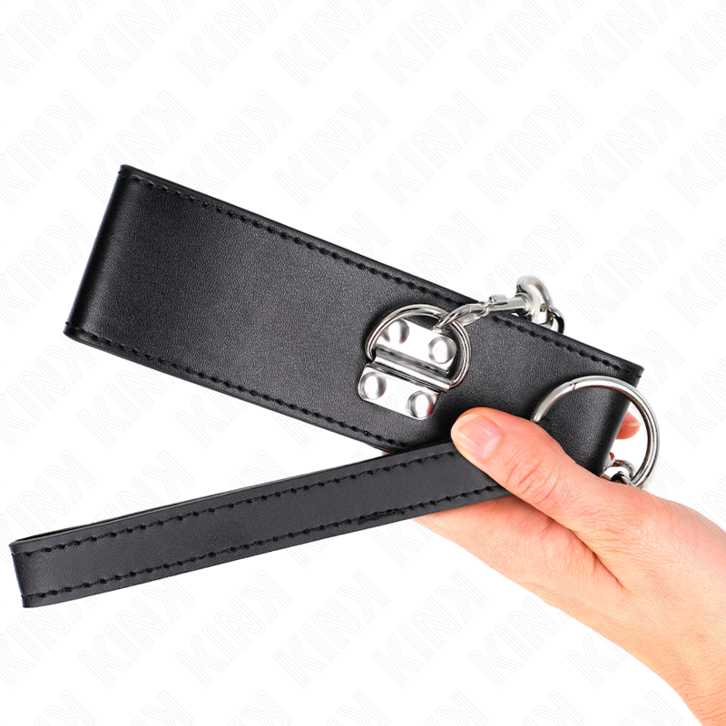 Collier large à sangle ceinture ajustable — détail texture surface