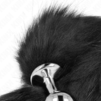 Plug anal bijou avec queue synthétique noire — comparatif dimensionnel