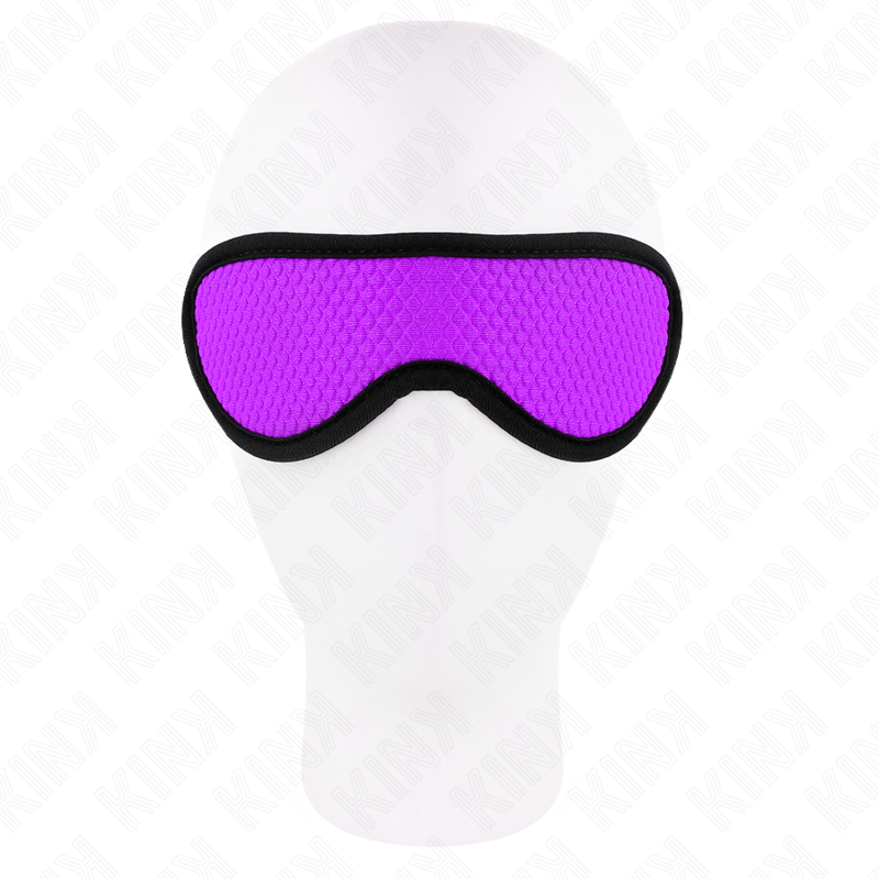 Masque sur les yeux violet texturé porté sur tête de mannequin de trois quarts, liseré noir, accessoire de soumission qui prive la vue pour intensifier le toucher.
