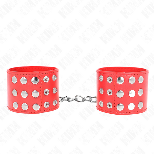 Paire de manchettes de poignets rouges cloutées de rivets argentés reliées par une chaînette, menottes à pression réglables pour jeux de bondage.