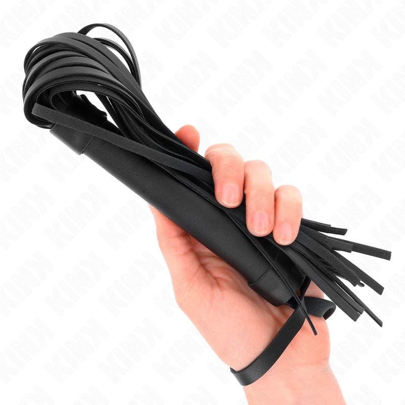 Fouet souple style néoprène pour jeux de discipline — vue de dos