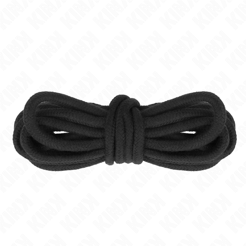 Corde de bondage en coton noir lovee en boucles regulieres, fibre tressee souple, accessoire d'attache shibari doux sur fond blanc.