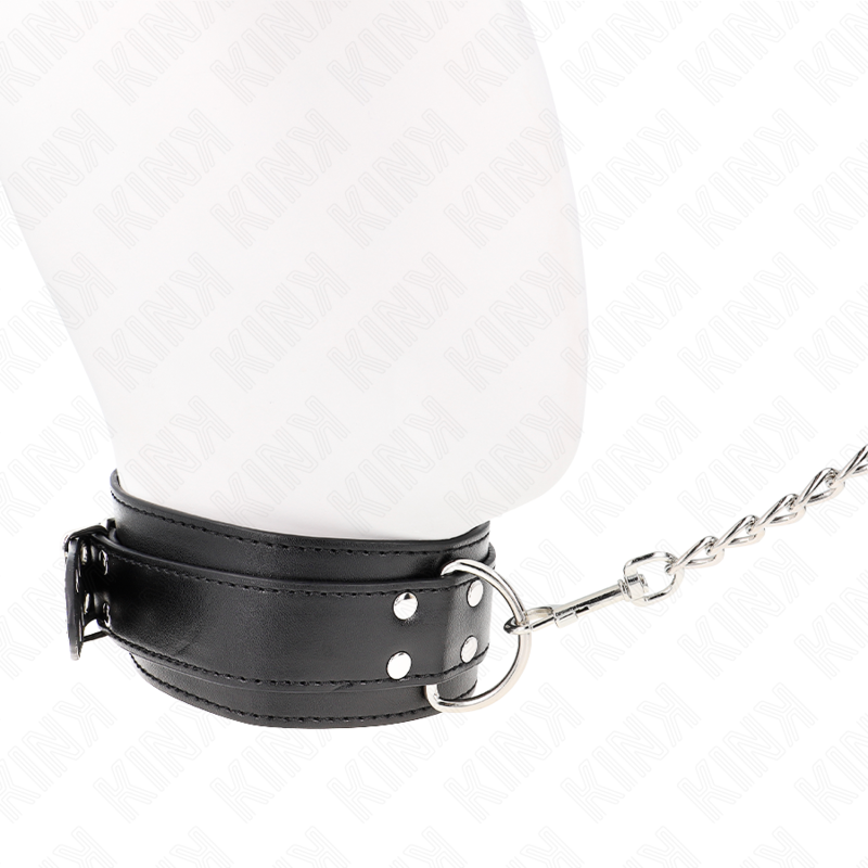 Collier de soumission à boucles argentées avec laisse — vue de dos