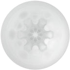 Vue de dessus de l'entrée du masturbateur Fantasy Ball blanc, tunnel TPR en étoile à reliefs souples et picots stimulants, matière bodysafe extensible.