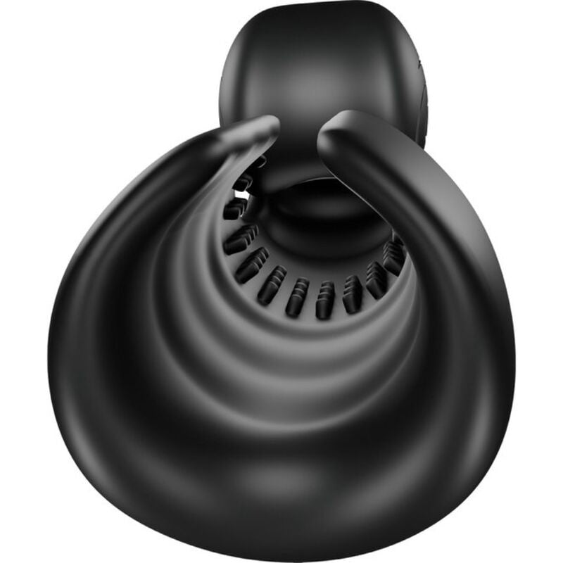 Gros plan du masturbateur SVibe noir, ouverture circulaire a stries internes dans la coquille escargot, silicone vibrant etanche, texture abstraite pour sensations intenses.