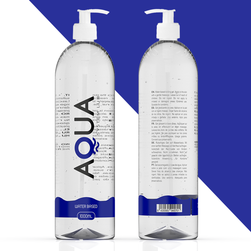 Deux flacons pompe Aqua Waterbased de lubrifiant base eau face et profil sur fond bleu, gel hydratant transparent a glisse longue duree, mention code-barres