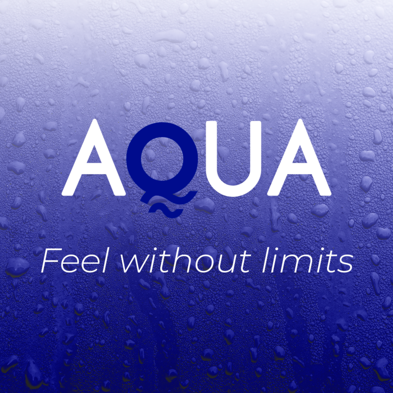 Visuel de marque Aqua sur fond bleu perle d eau, slogan Feel without limits, illustrant la gamme de lubrifiants base eau sans produit physique a l image