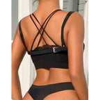 Ceinture bondage punk à boucle métal noire — détail base ventouse