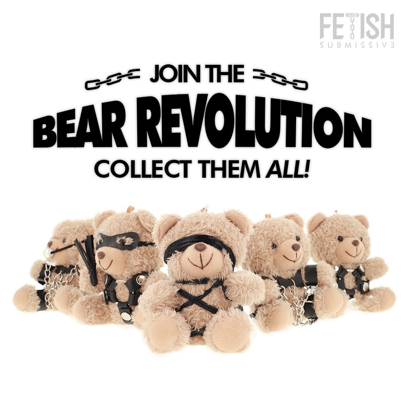 Visuel Bear Revolution Fetish Submissive alignant la collection d'oursons peluche au look bondage cuir vegan, invitation a collectionner tous les porte-cles fetiches