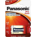 Blister Panasonic Pro Power d'une pile 9V LR61 bloc rectangulaire a deux bornes, vue frontale, tension dediee aux appareils specifiques et telecommandes