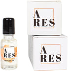Flacon roll-on Ares For Men aux pheromones devant ses boites blanches empilees, huile de parfum masculine 20 ml Secret Play a bille pour application sur la peau.