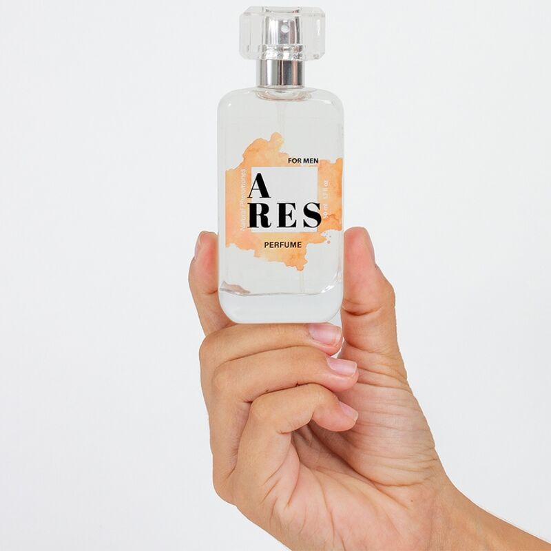 Spray parfumé aux phéromones pour homme — détail produit