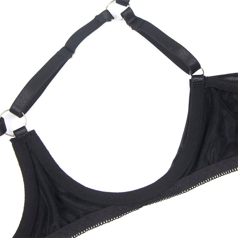 Detail de la bretelle reglable, des anneaux metal et de la fermeture du soutien-gorge ouvert Subblime, finition technique presentee isolement.