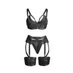 Ensemble lingerie bondage soutien-gorge et porte-jarretelles — détail texture surface
