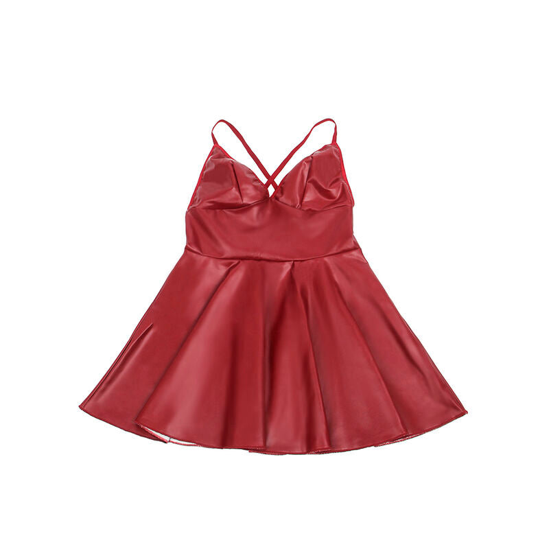 Nuisette rouge Subblime à finition similicuir brillant présentée sans corps, décolleté plongeant à bretelles réglables et jupe évasée, style contemporain audacieux.