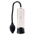 Pompe a penis a tube transparent avec poire-pompe noire et valve de decharge d'air, ouverture souple pour faciliter l'entree et suivre l'effet de succion.