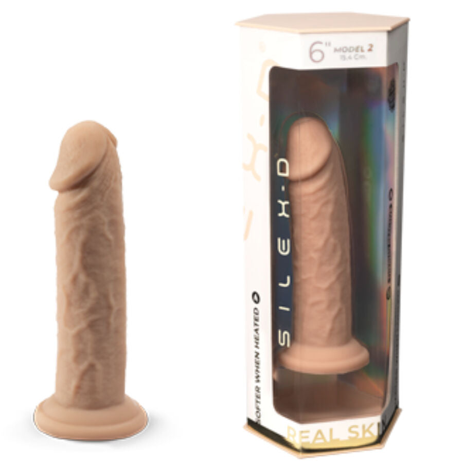 Gode réaliste en silicone avec base ventouse — détail texture surface