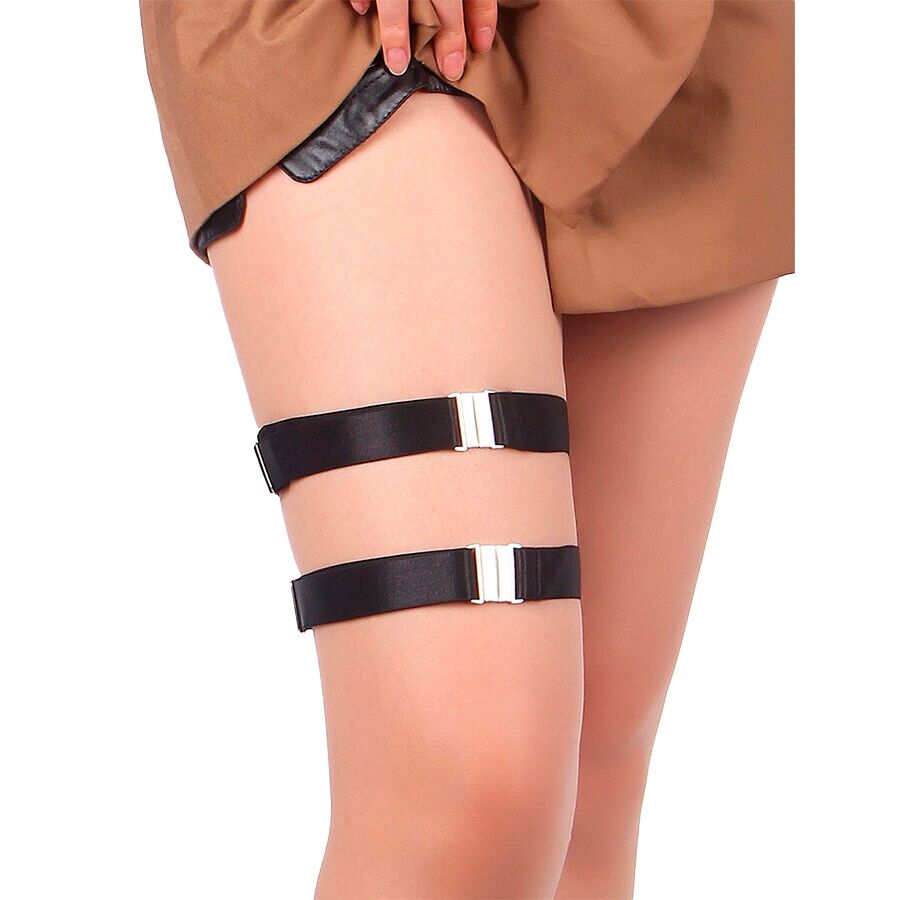 Anneaux de jambe en simili cuir à boucles — vue principale