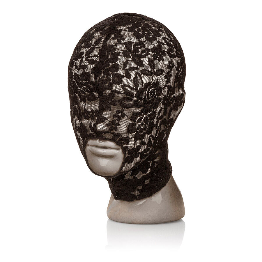 Cagoule en dentelle noire Scandal a bouche ouverte presentee sur une tete mannequin neutre, accessoire de privation sensorielle souple et respirant.